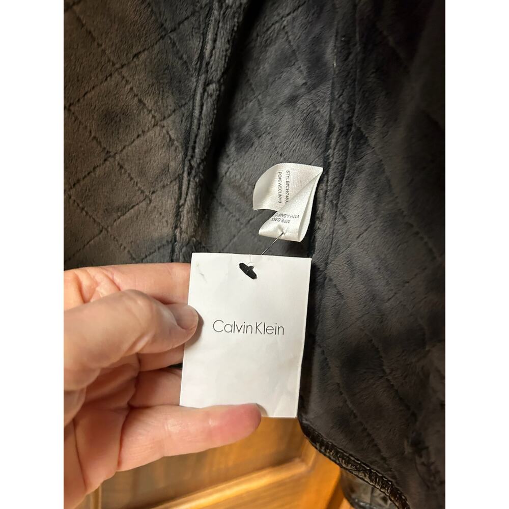 Calvin Klein NWT Raincoat Size XS - Picture 9 of 10